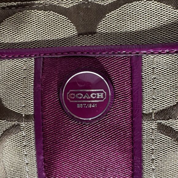 Coach Signature Stripe Shoulder Bag Crossbody Swingpack Berry - Picture 3 of 12